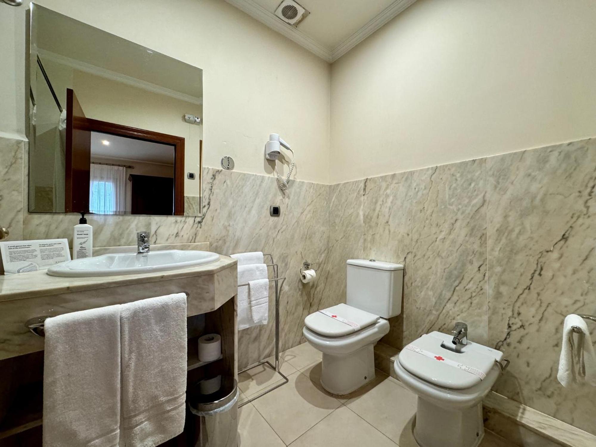 Hotel Kazar 온티니엔트 외부 사진